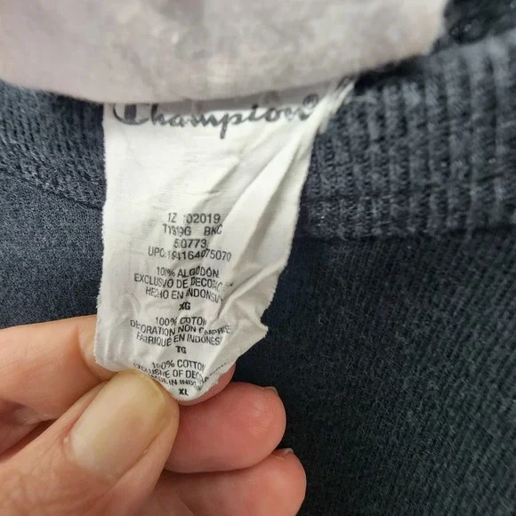 Champion Mens Black T-shirt‎ size xl - Picture 5 of 8